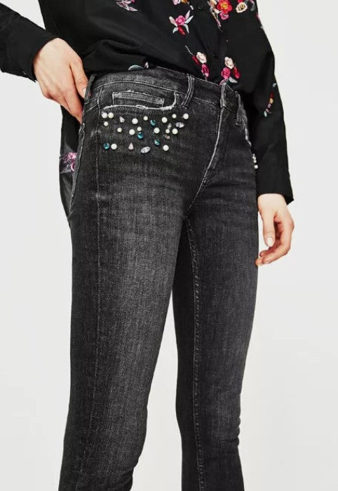 ZARA Taş İşlemeli Jean